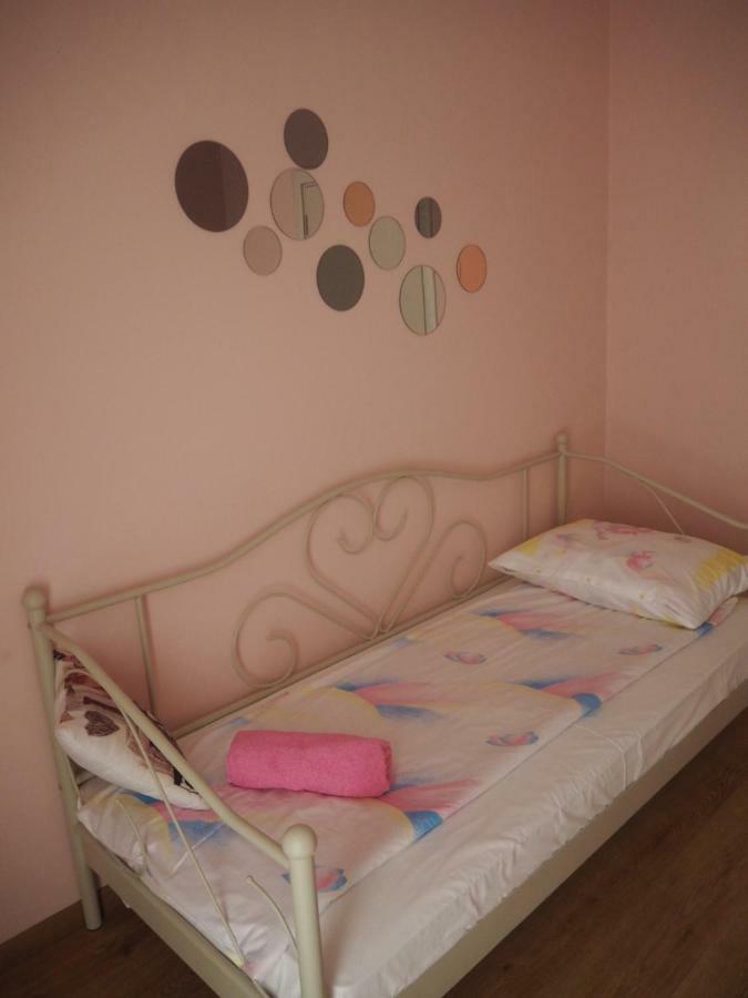 Apartment Marija Sremska Mitrovica Dış mekan fotoğraf